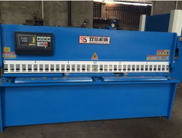 数控液压剪板机 QC12Y-4*2500摆式剪板机 厂家直销 物美价廉