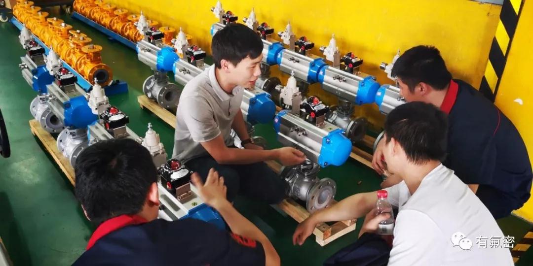 各部门代表工作总结发言