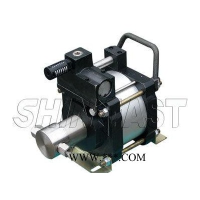 高压注射泵   高压喷射泵，适用于井下除尘