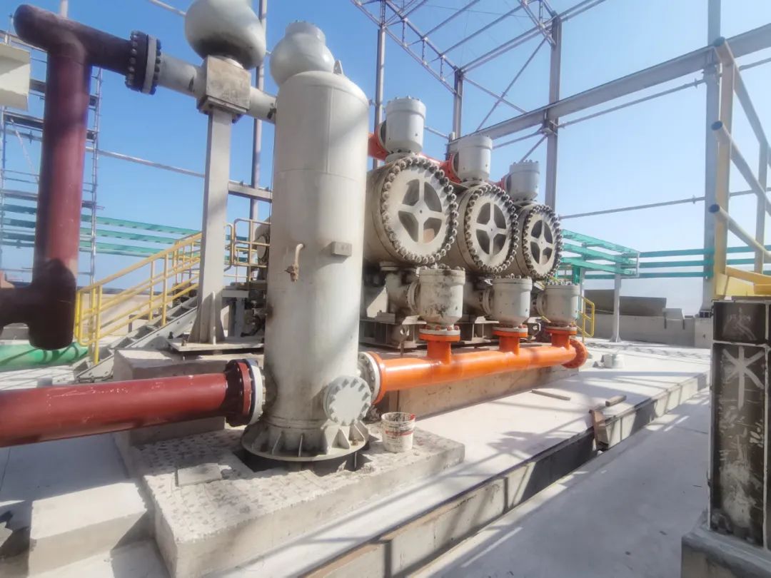 重庆水泵公司完成秘鲁四台液压隔膜泵现场安装