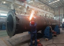 重庆水泵容器车间突击27台高压罐生产任务