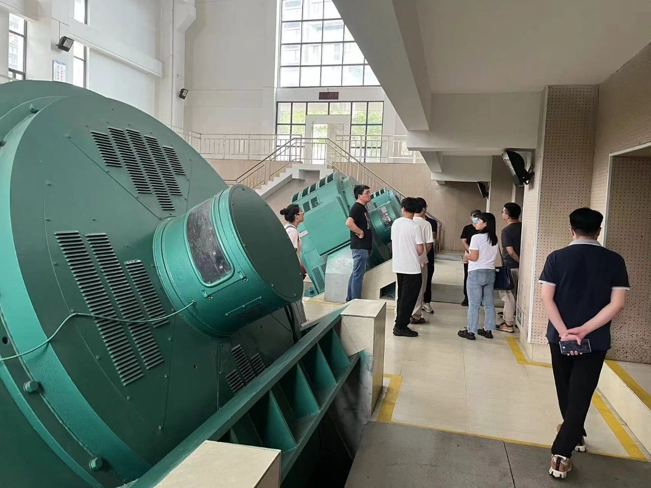 连成集团：实地考察 积极交流--奇槎泵站考察技术交流会