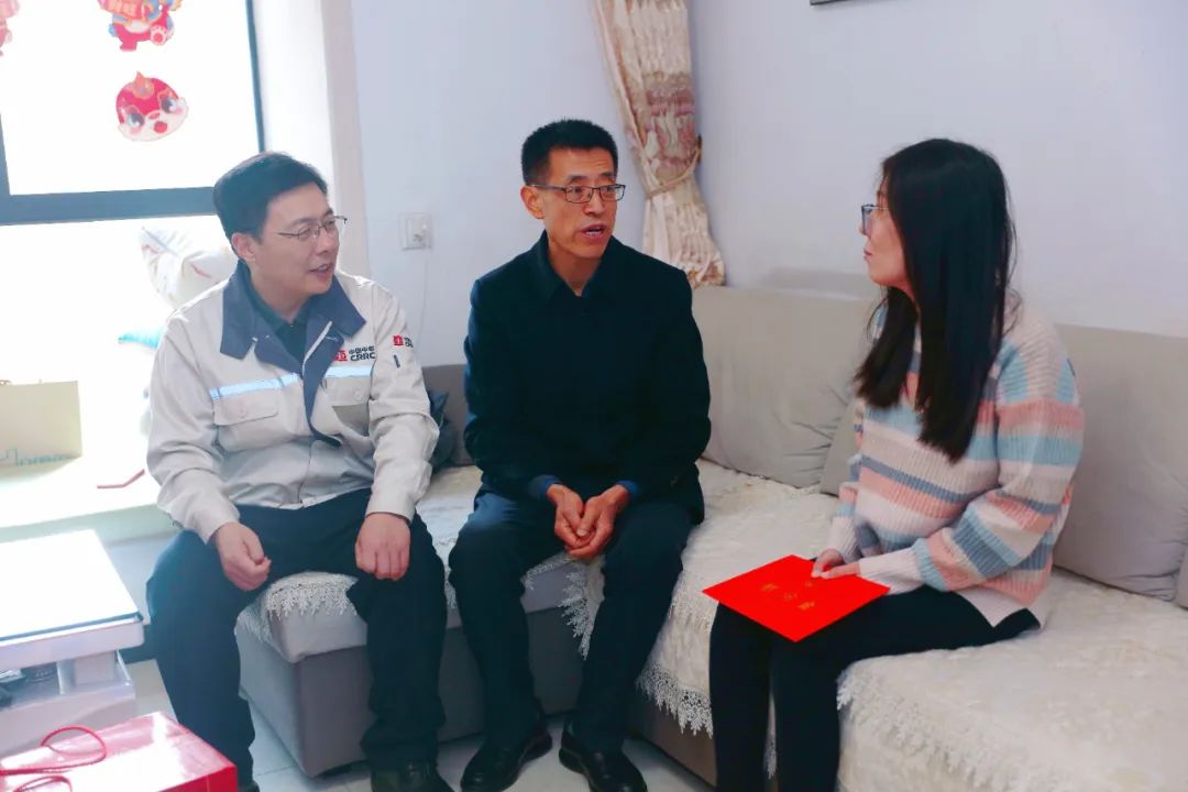 西安市总工会领导到中车永济电机公司调研慰问