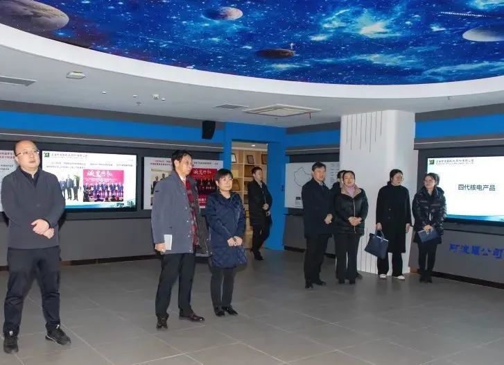 奉贤区副区长李慧率队走访调研上海阿波罗机械公司