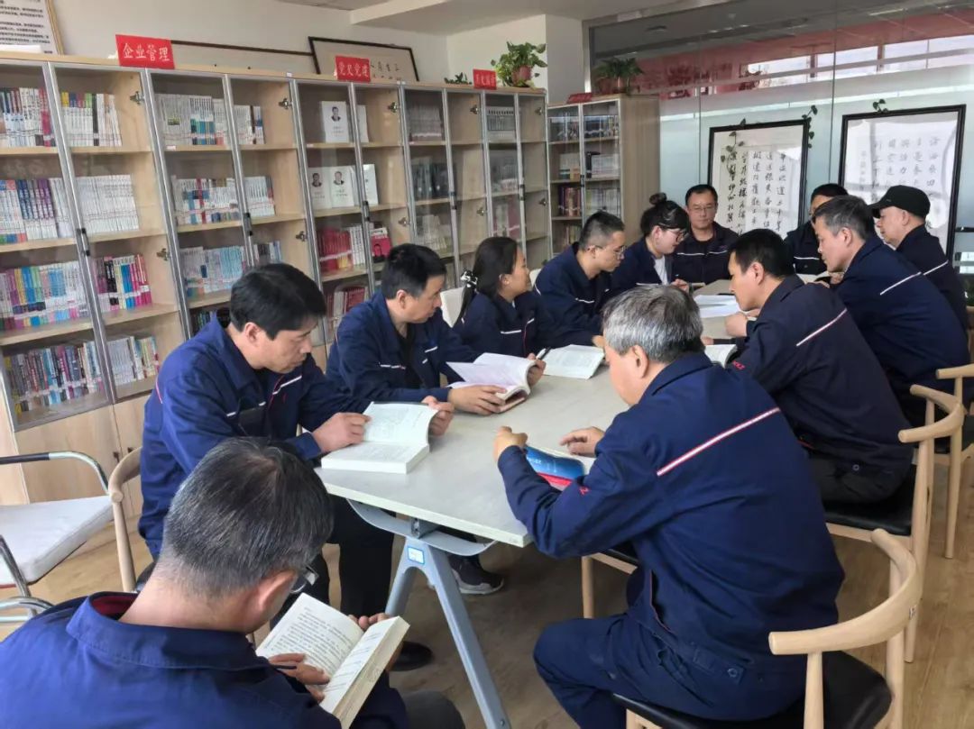 西北轴承工会举办读书分享会