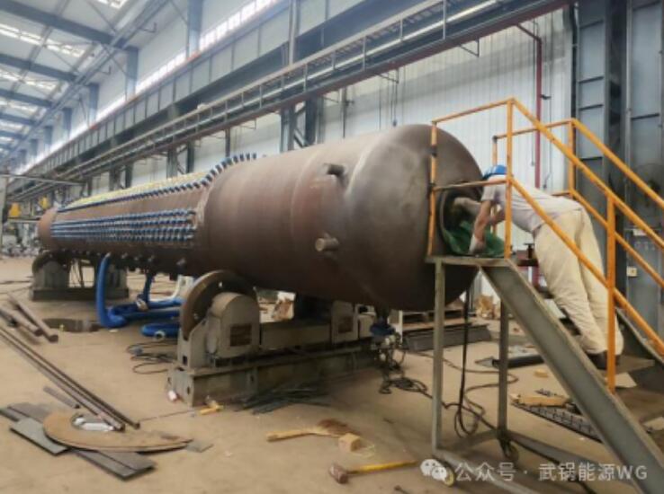 武锅能源掀起“战高温 聚合力 保工期”劳动竞赛热潮